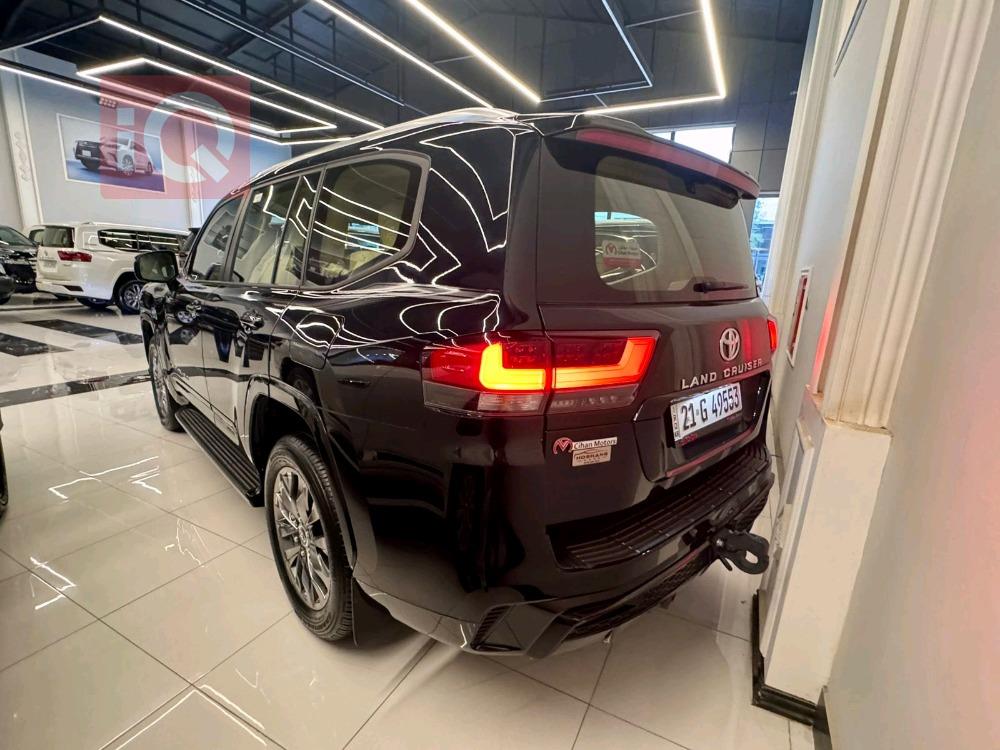 تويوتا لاندكروزر